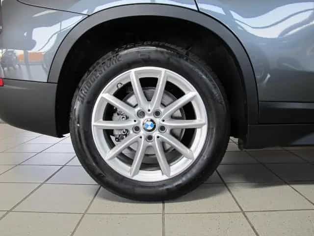 BMW X1 X-Drive 18d LED MFL Komfortz. Navi. PDC v+h 02/2020-photo-5