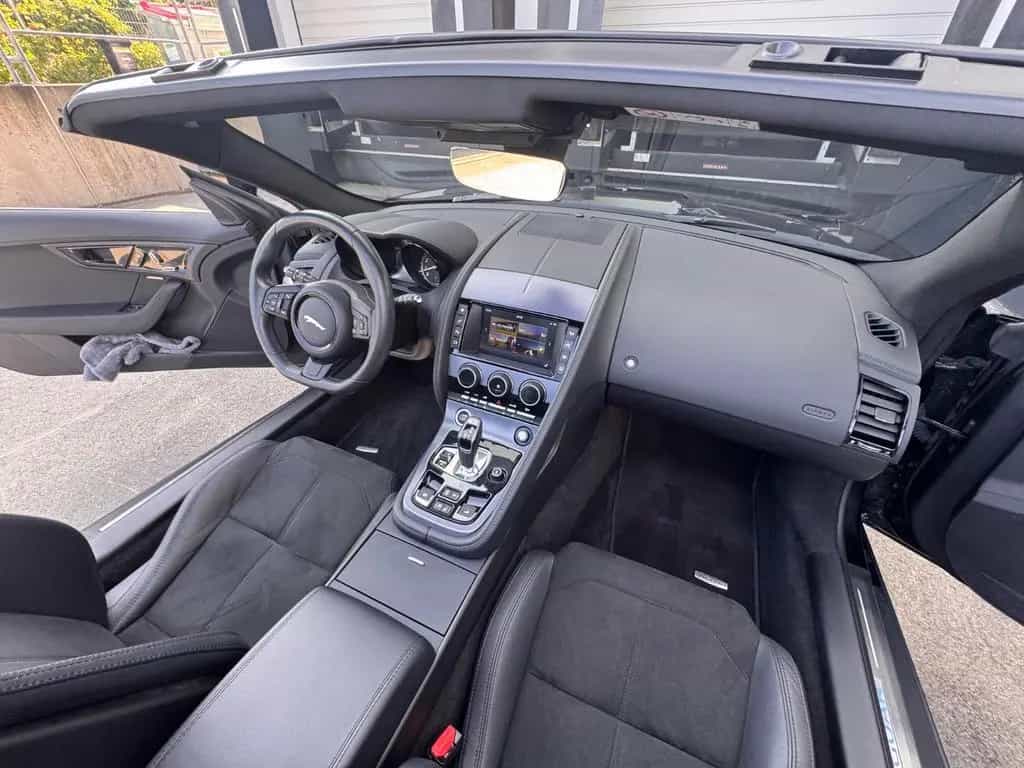 Jaguar F-Type Cabriolet P300 Kamera Klappenauspuff LED 03/2018-photo-22