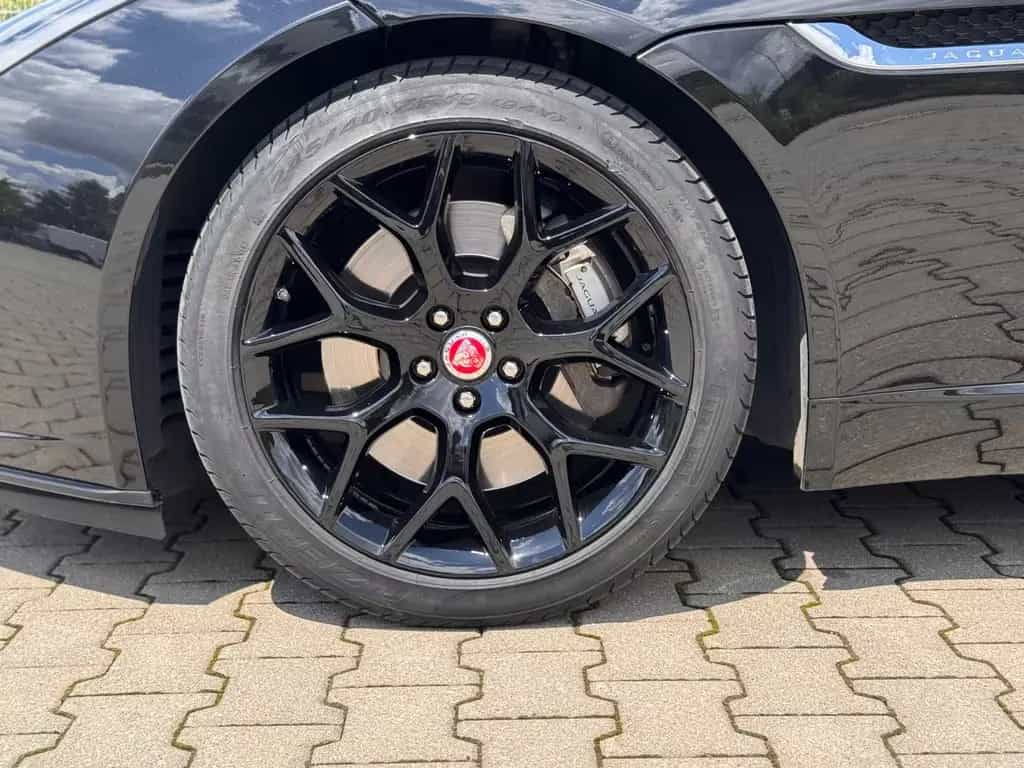 Jaguar F-Type Cabriolet P300 Kamera Klappenauspuff LED 03/2018-photo-7