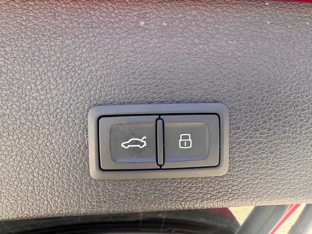 Audi SQ2 2.0 TFSI quattro 19 ZOLL LED AHK HEAD UP 09/2019-photo-11