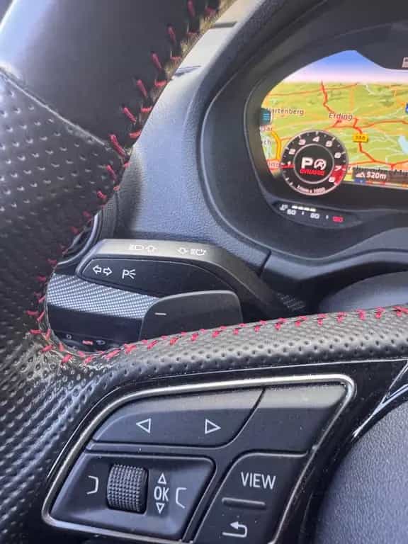 Audi SQ2 2.0 TFSI quattro 19 ZOLL LED AHK HEAD UP 09/2019-photo-14