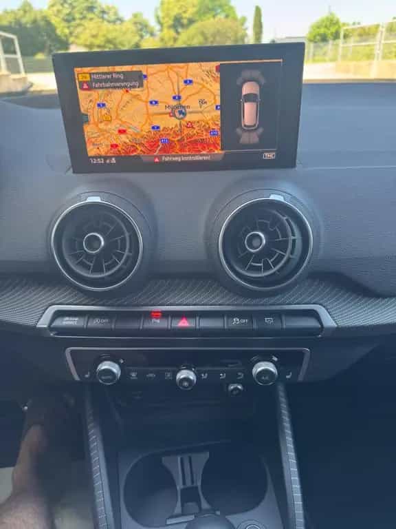 Audi SQ2 2.0 TFSI quattro 19 ZOLL LED AHK HEAD UP 09/2019-photo-40