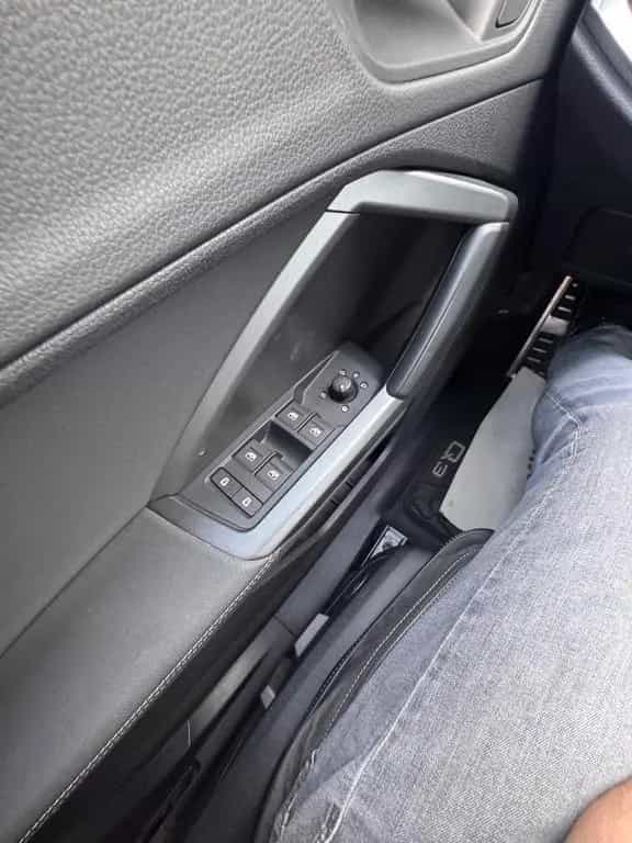 Audi Q3 35 TDI S-LINE  Virtual LED AHK 19Zoll Kamera 06/2021-photo-12