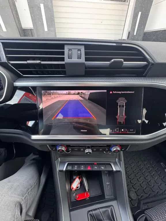 Audi Q3 35 TDI S-LINE  Virtual LED AHK 19Zoll Kamera 06/2021-photo-16