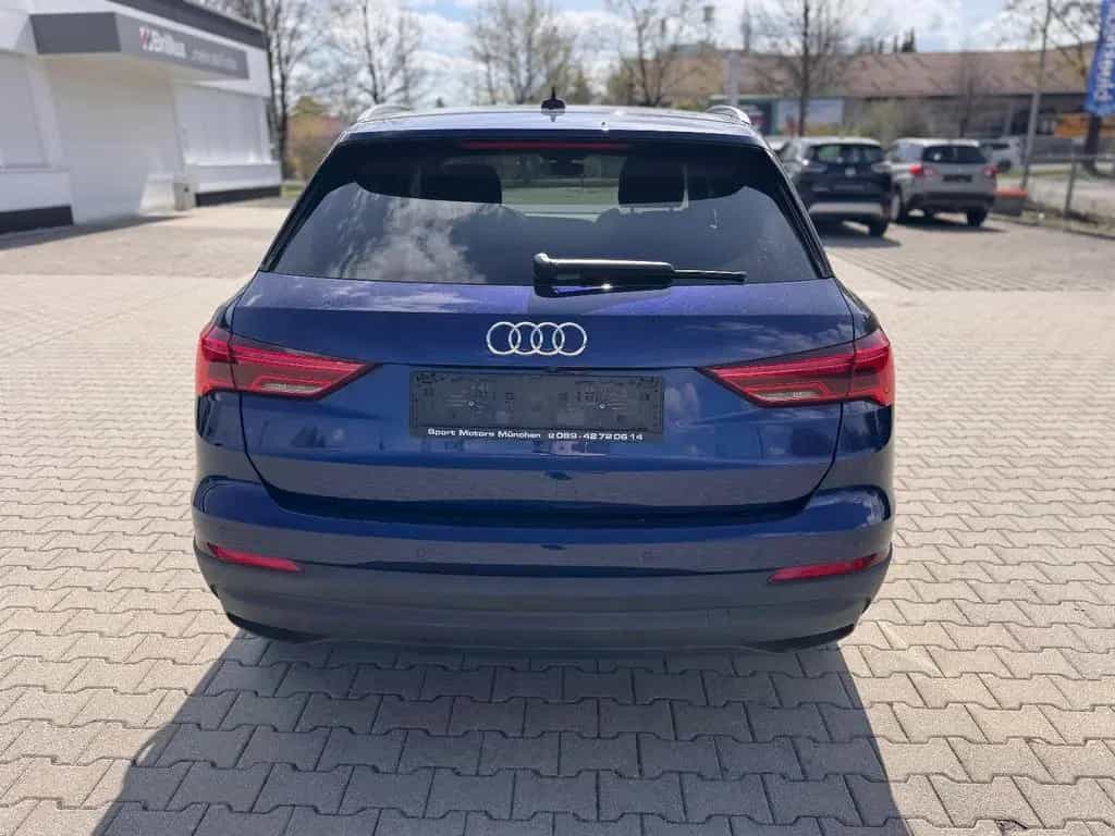 Audi Q3 35 TDI S-LINE  Virtual LED AHK 19Zoll Kamera 06/2021-photo-3