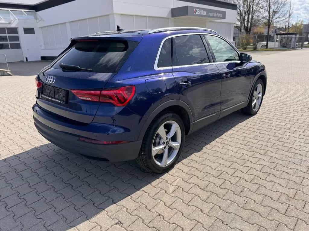 Audi Q3 35 TDI S-LINE  Virtual LED AHK 19Zoll Kamera 06/2021-photo-4