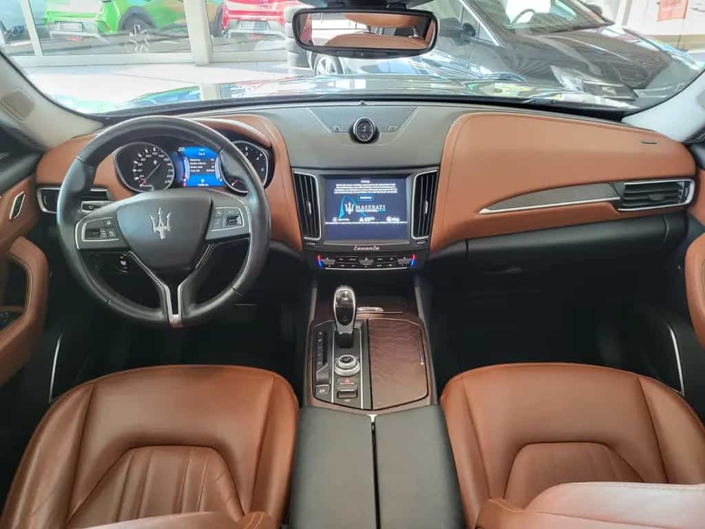 Maserati Levante 3.0 Turbo V6 "Premium Lackierung" Sound 01/2017-photo-14