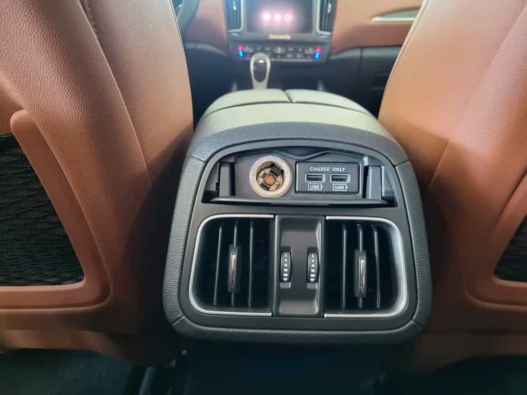 Maserati Levante 3.0 Turbo V6 "Premium Lackierung" Sound 01/2017-photo-23