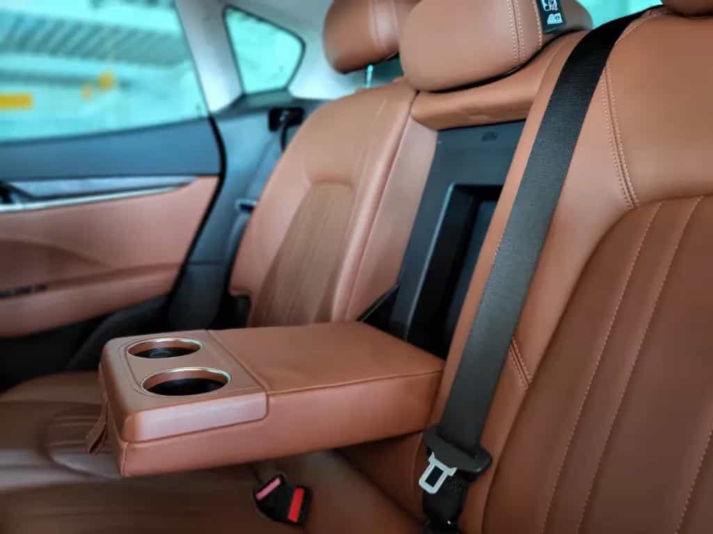 Maserati Levante 3.0 Turbo V6 "Premium Lackierung" Sound 01/2017-photo-24