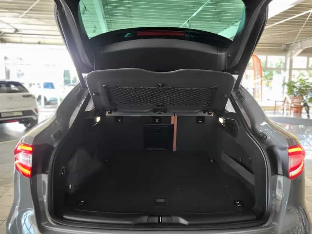 Maserati Levante 3.0 Turbo V6 "Premium Lackierung" Sound 01/2017-photo-27