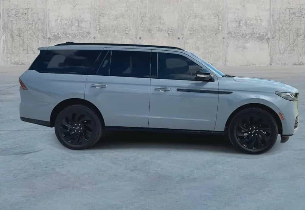 Lincoln Navigator Reserve MY25 12/2025-photo-5