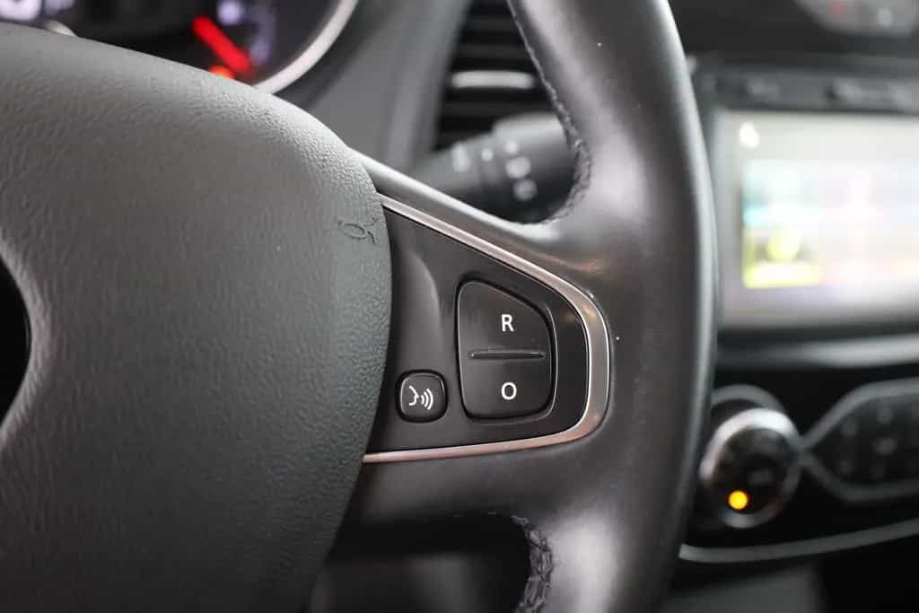 Renault Captur 1.3 TCe Intens Aut. LED Navi Kamera 08/2019-photo-15