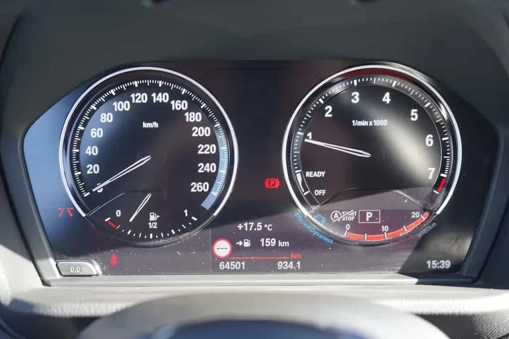 BMW X1 sDrive 18 i Sport Line Aut. LED AAC AHK SHZ 03/2020-photo-24