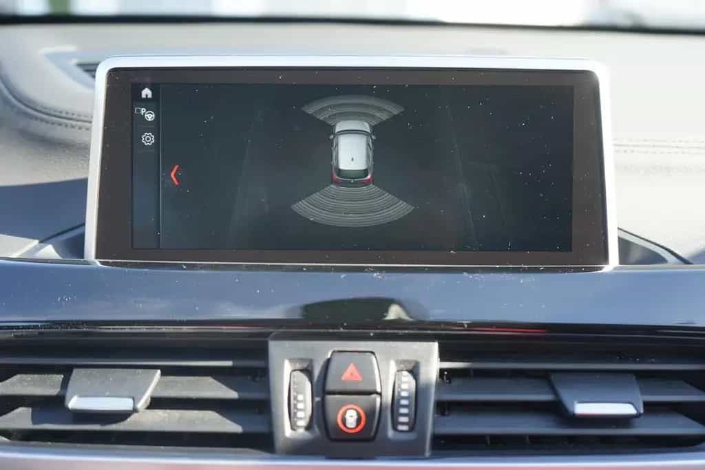 BMW X1 sDrive 18 i Sport Line Aut. LED AAC AHK SHZ 03/2020-photo-30