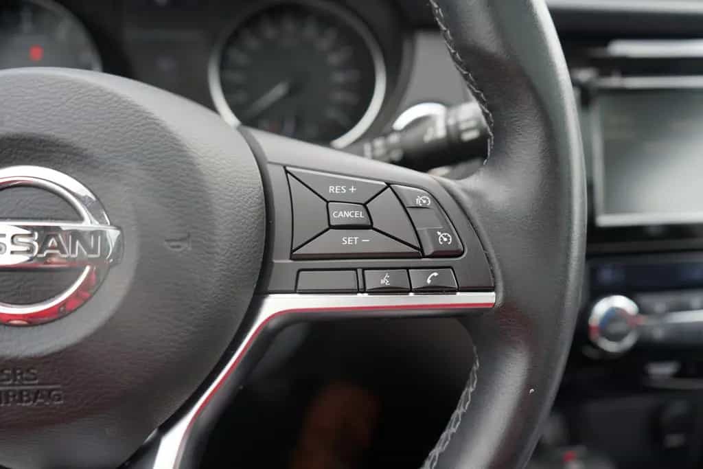 Nissan Qashqai 1.3 Zama Navi Panorama 360° DAB Kamera 03/2021-photo-20