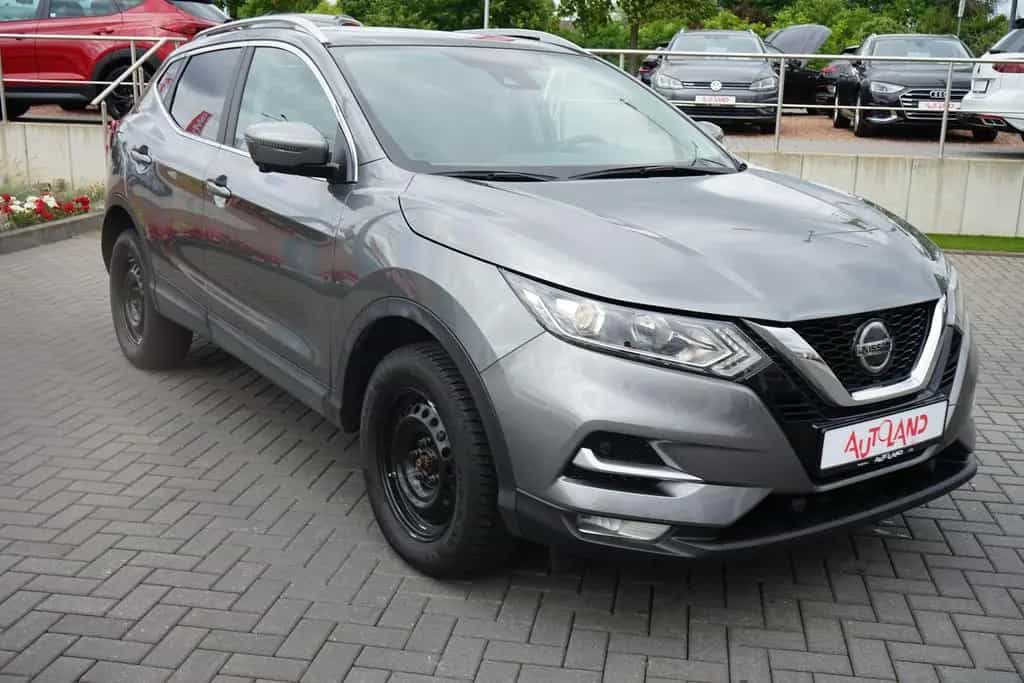 Nissan Qashqai 1.3 Zama Navi Panorama 360° DAB Kamera 03/2021-photo-3