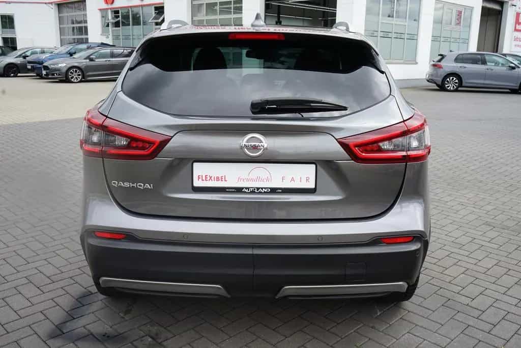Nissan Qashqai 1.3 Zama Navi Panorama 360° DAB Kamera 03/2021-photo-6