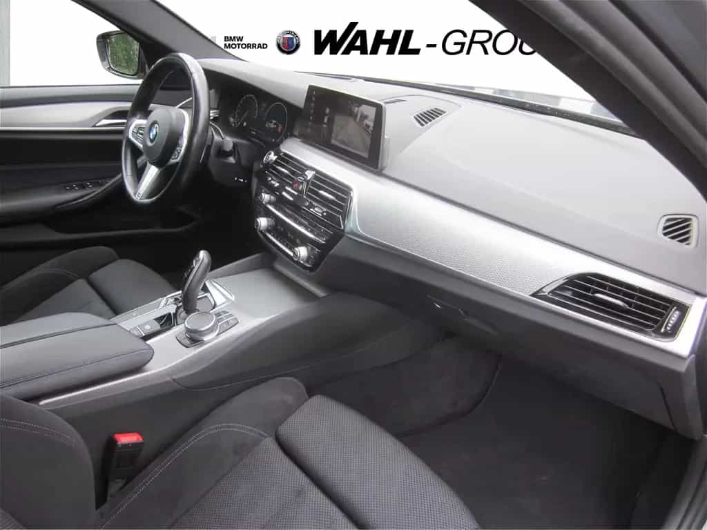 BMW 520 d M SPORT NAVI PROF HUD ALARM KOMFORTZG HIFI 12/2019-photo-11