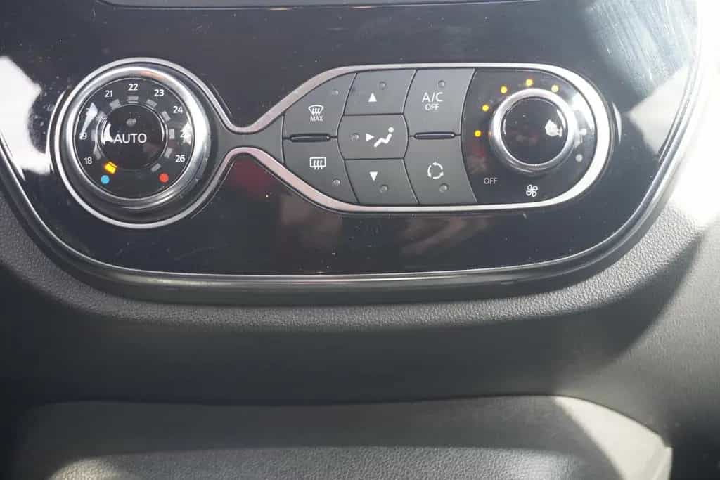 Renault Captur II 1.3 TCE Navi LED Android Apple AHK DAB 10/2021-photo-20