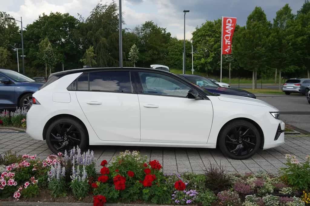 Opel Astra GS-Line 1.2 Turbo Aut. LED ACC Kamera 10/2023-photo-3