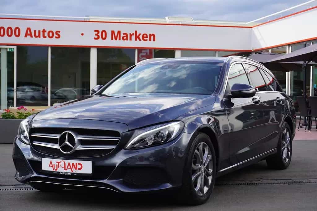 Mercedes-Benz C 180 C180 T-Modell CGI Avantgarde 03/2016-photo-0