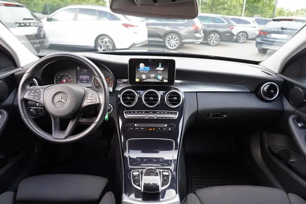 Mercedes-Benz C 180 C180 T-Modell CGI Avantgarde 03/2016-photo-13