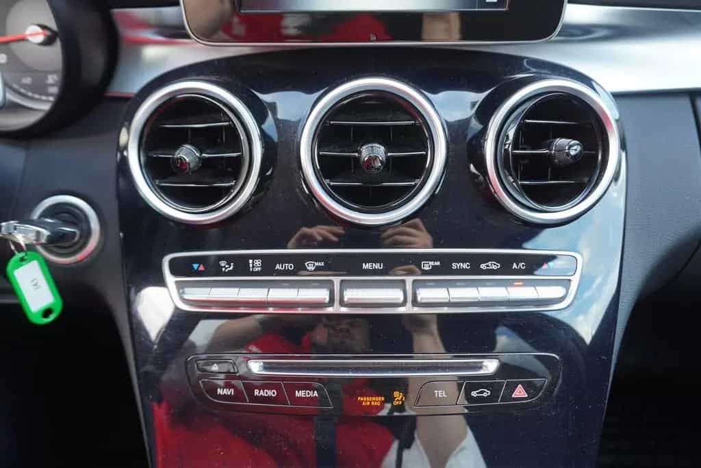 Mercedes-Benz C 180 C180 T-Modell CGI Avantgarde 03/2016-photo-30