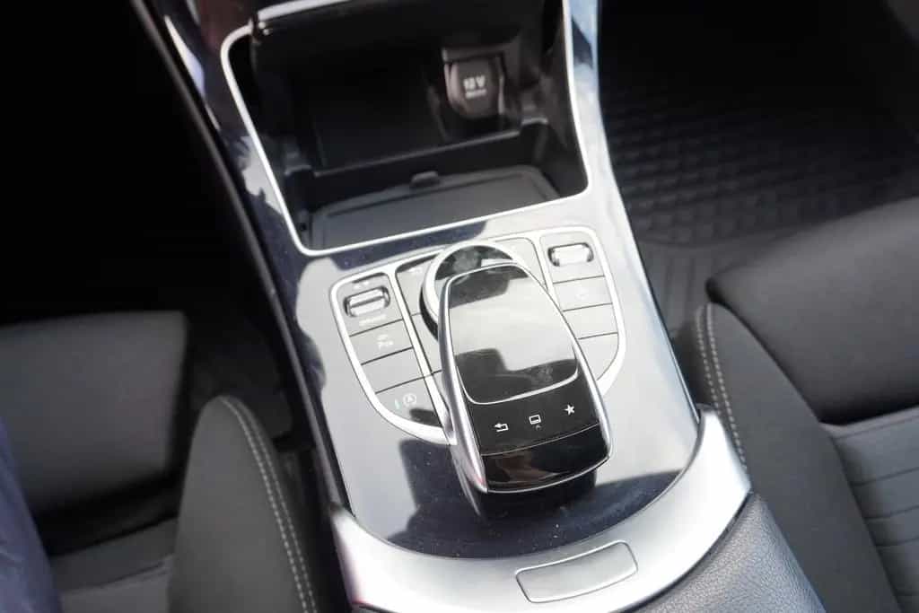 Mercedes-Benz C 180 C180 T-Modell CGI Avantgarde 03/2016-photo-32