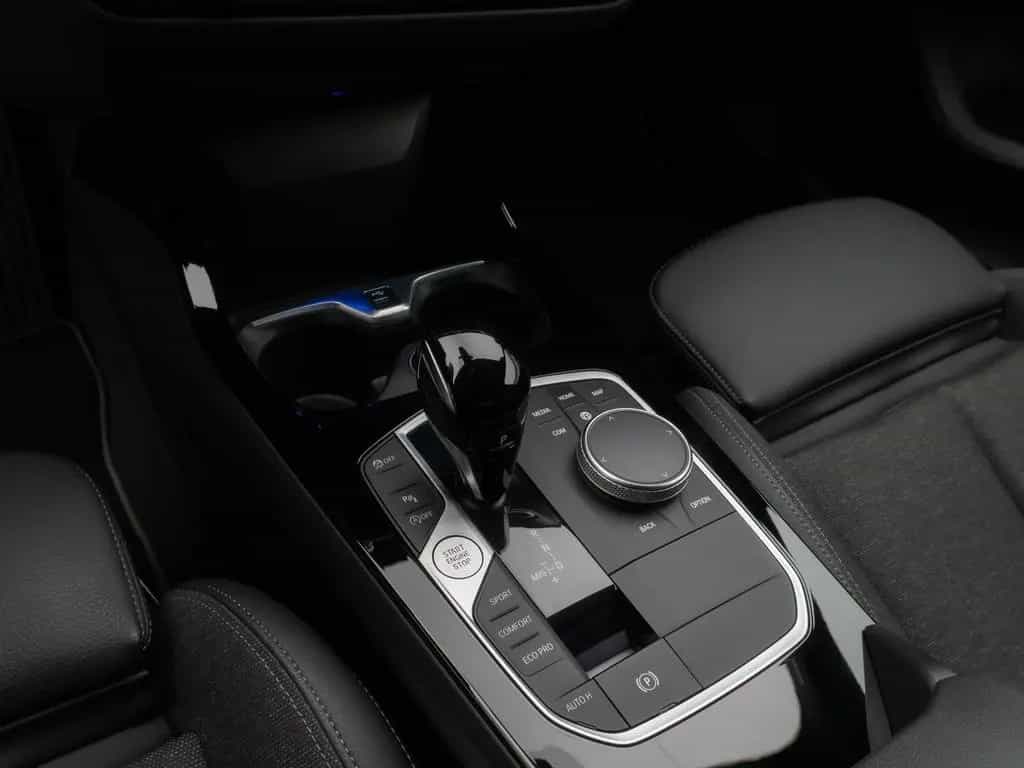 BMW 218 Gran Coupé 218i Gran Coupé SportLine DAB PDC DrivAssist LED 11/2022-photo-21