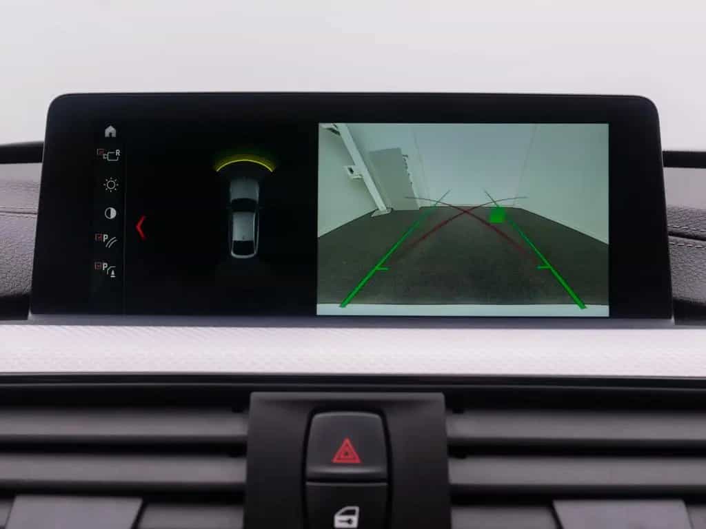 BMW 320 Gran Turismo M Sport Kamera Alarm HUD 19Zoll 06/2018-photo-39