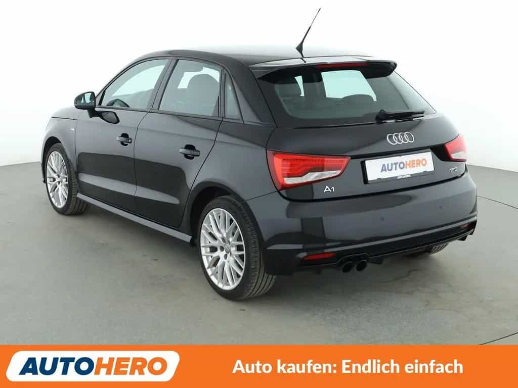Audi A1 Sportback 1.8 TFSI Sport Aut.*XENON*PDC*SHZ* 02/2018-photo-3