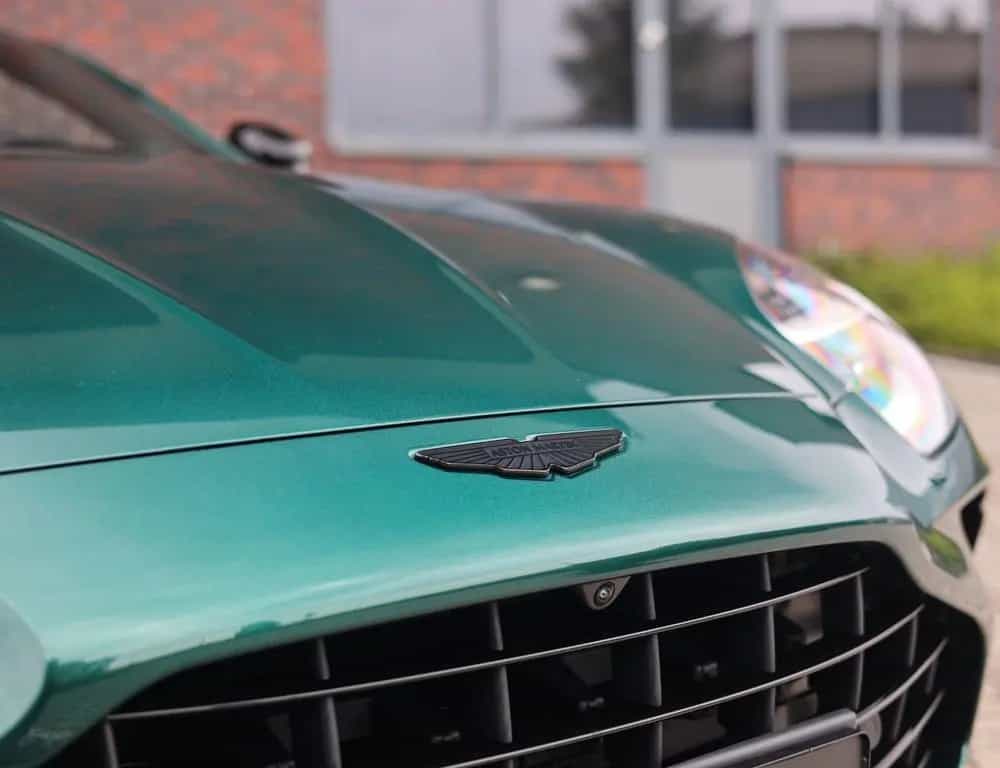 Aston Martin V8 Vantage Vantage Roadster 4.0 V8 | Malachite - B&W 09/2025-photo-8