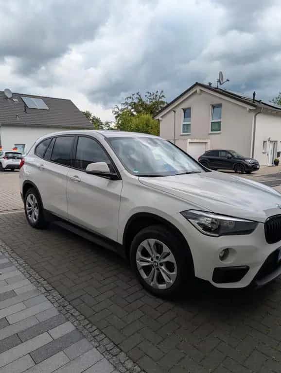 BMW X1 sDrive20i Advantage Steptronic DCT Advantage 07/2019-photo-0