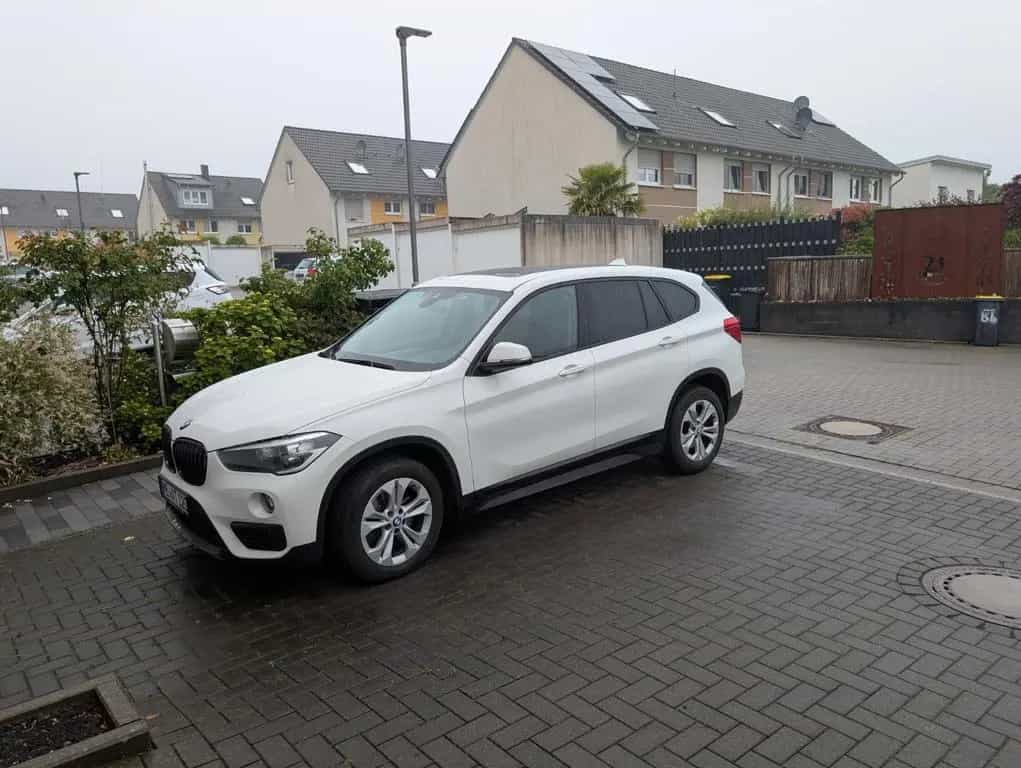 BMW X1 sDrive20i Advantage Steptronic DCT Advantage 07/2019-photo-1