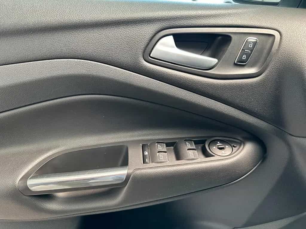 Ford Kuga 1,5 EcoBoost Trend Klima*PDC*Sitzheizung 09/2016-photo-8