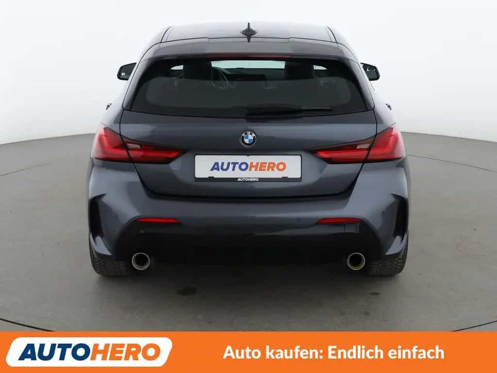 BMW 120 i M Sport Aut.*NAVI*LED*TEMPO*PDC*SHZ* 10/2021-photo-4