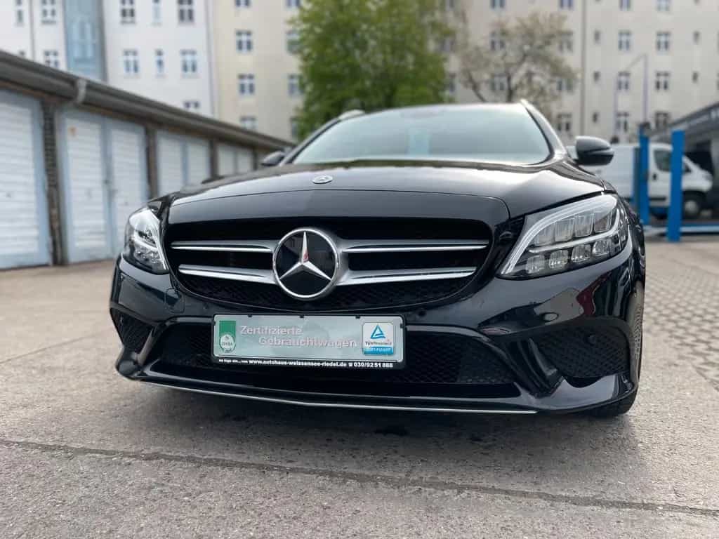 Mercedes-Benz C 180 T-Modell 9G-Tronic Vollleder LED Navi 08/2019-photo-1