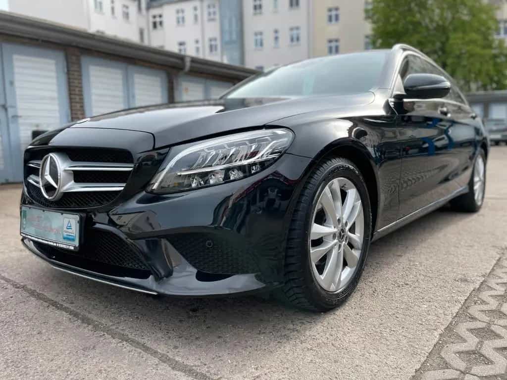 Mercedes-Benz C 180 T-Modell 9G-Tronic Vollleder LED Navi 08/2019-photo-2