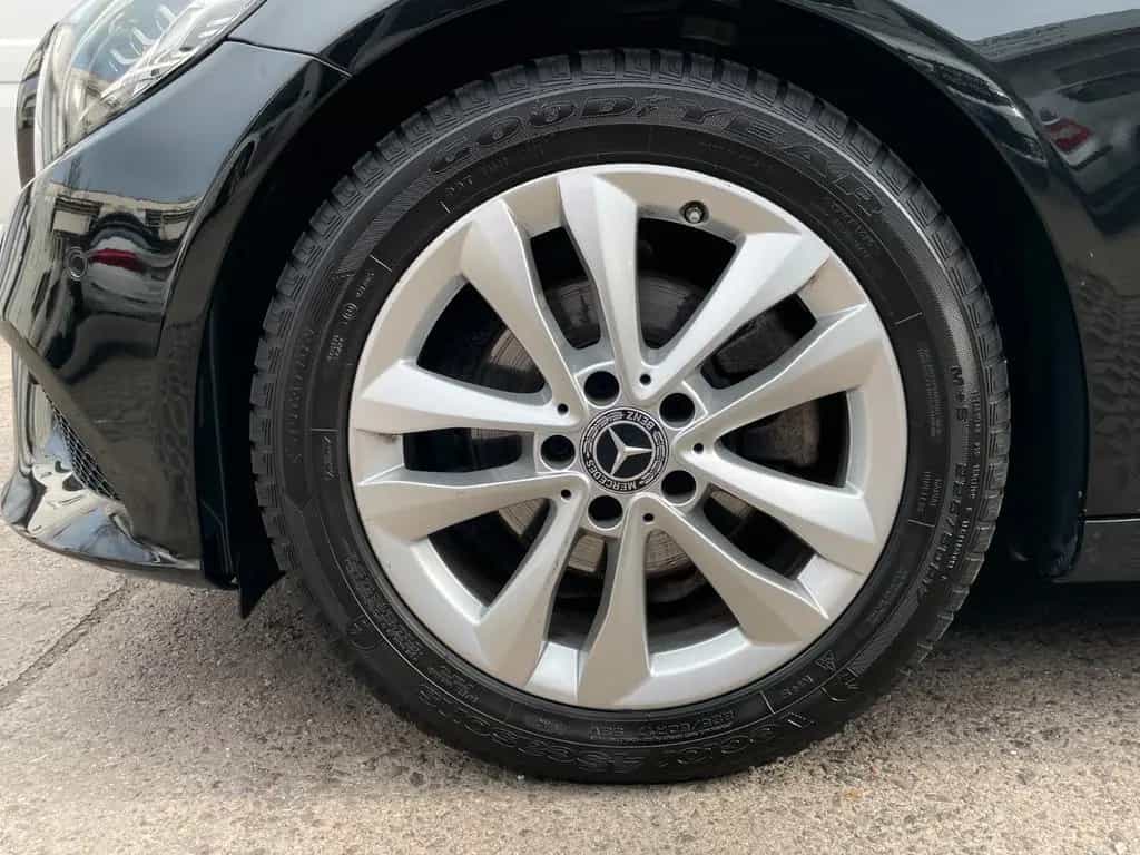 Mercedes-Benz C 180 T-Modell 9G-Tronic Vollleder LED Navi 08/2019-photo-3