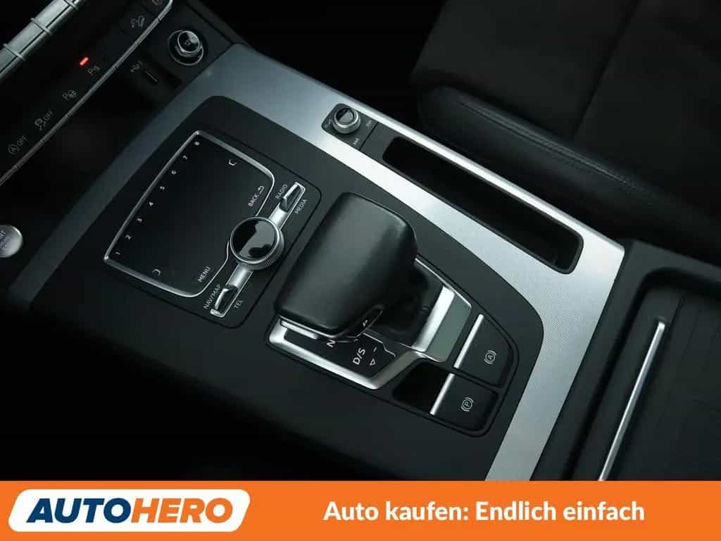 Audi Q5 2.0 TFSI quattro Design Aut.*NAVI*CAM*SHZ* 04/2018-photo-24