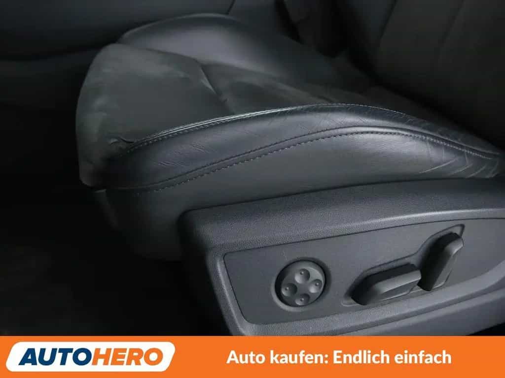 Audi Q5 2.0 TFSI quattro Design Aut.*NAVI*CAM*SHZ* 04/2018-photo-35