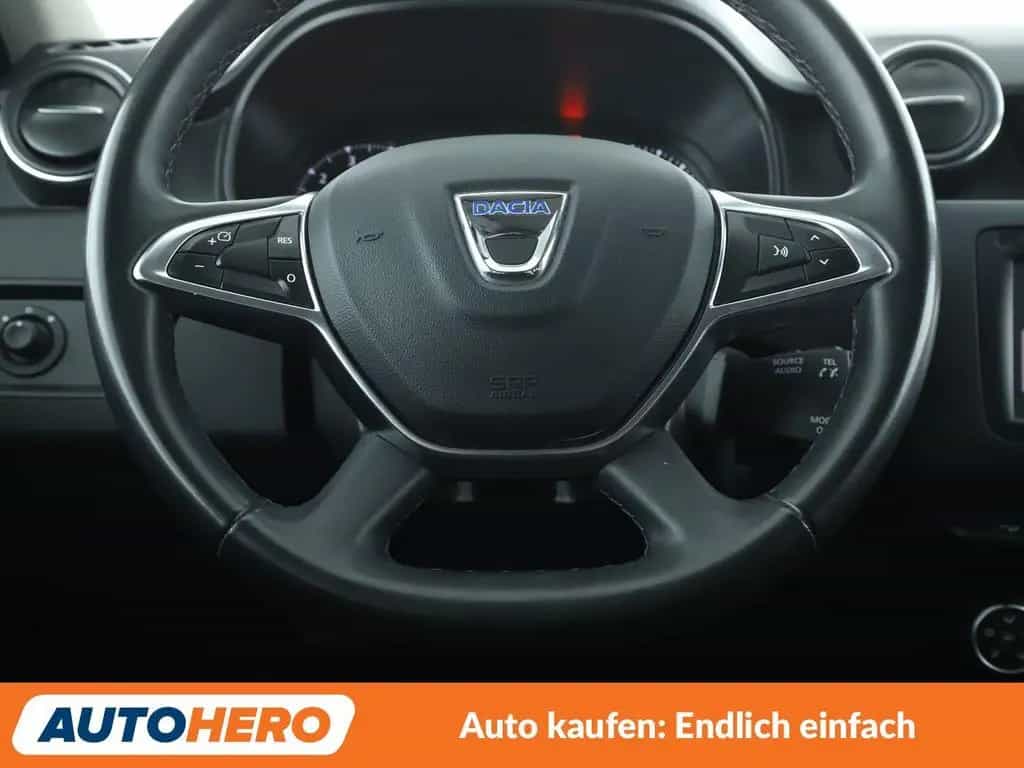 Dacia Duster 1.2 TCe Comfort 4x4*NAVI*TEMPO*CAM*PDC* 08/2018-photo-18