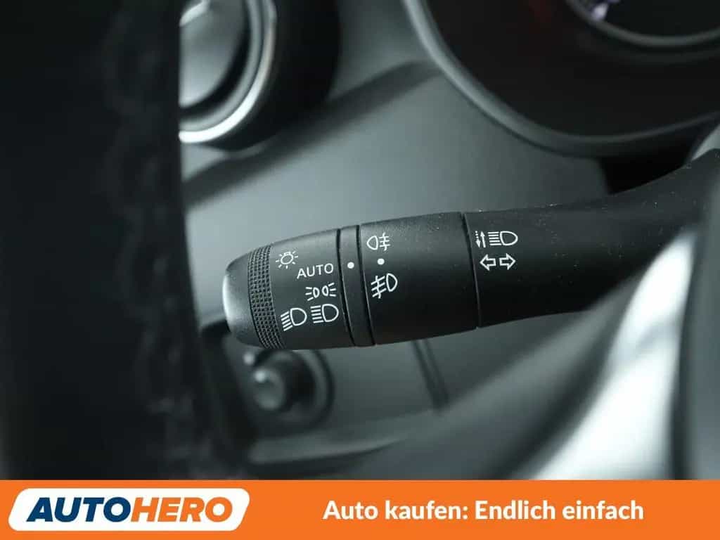 Dacia Duster 1.2 TCe Comfort 4x4*NAVI*TEMPO*CAM*PDC* 08/2018-photo-26