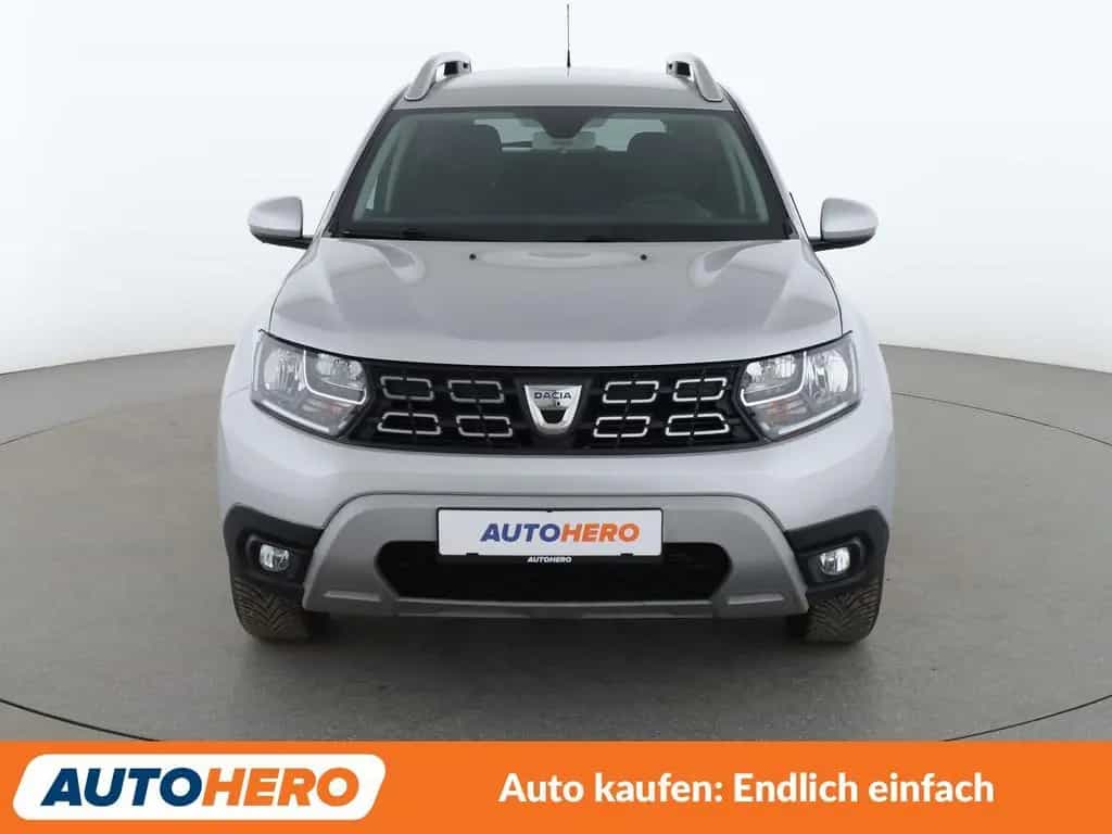 Dacia Duster 1.2 TCe Comfort 4x4*NAVI*TEMPO*CAM*PDC* 08/2018-photo-8