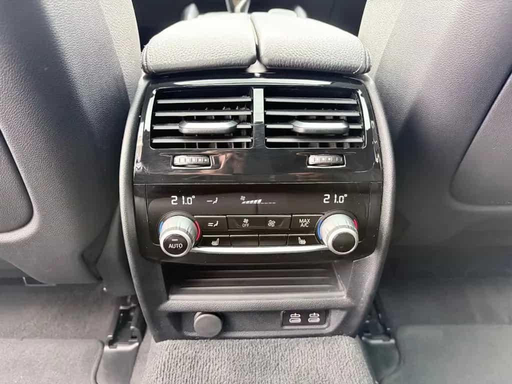 BMW 530 d Aut. PANO/AHK/HUD/STOP&GO/KOMFORTSITZE 02/2021-photo-17