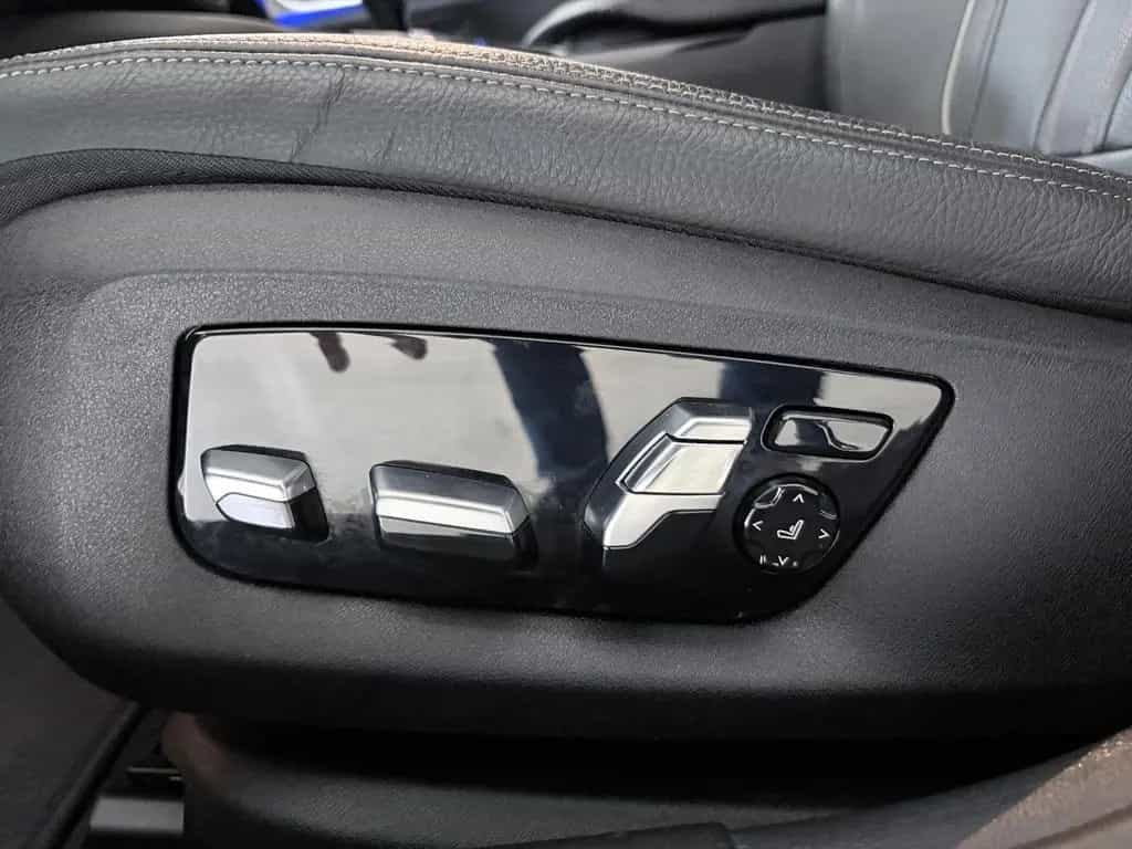 BMW 530 d Aut. PANO/AHK/HUD/STOP&GO/KOMFORTSITZE 02/2021-photo-37