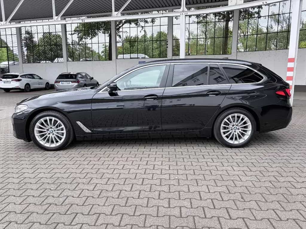 BMW 530 d Aut. PANO/AHK/HUD/STOP&GO/KOMFORTSITZE 02/2021-photo-7