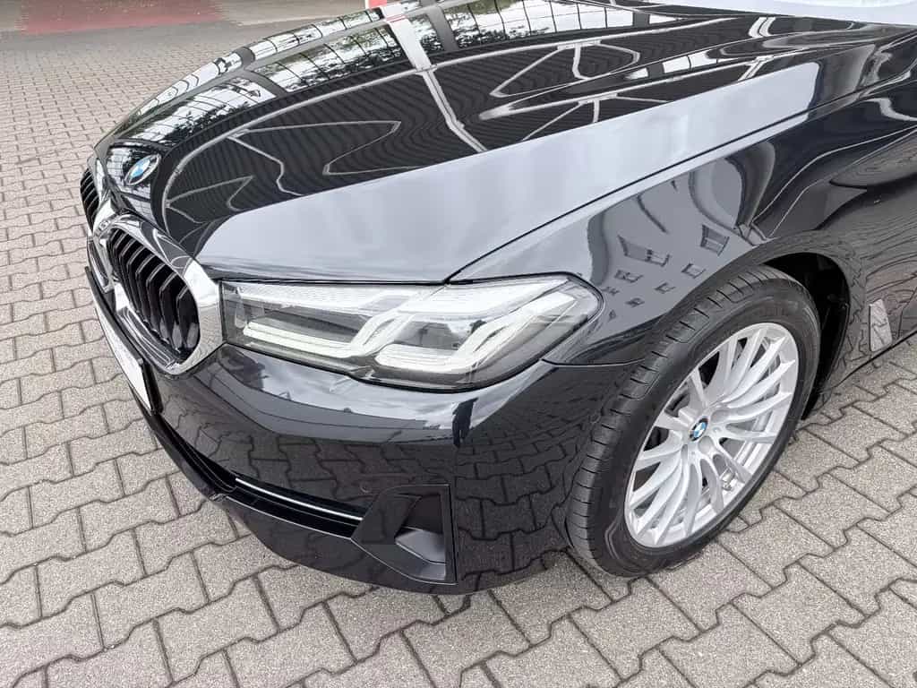 BMW 530 d Aut. PANO/AHK/HUD/STOP&GO/KOMFORTSITZE 02/2021-photo-9