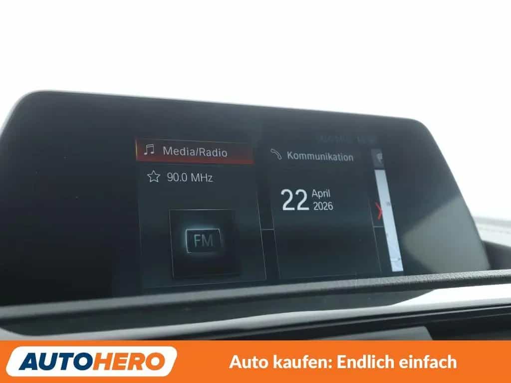 BMW 118 i Edition Sport Line Shadow Aut*NAVI*LED*PDC* 08/2018-photo-21