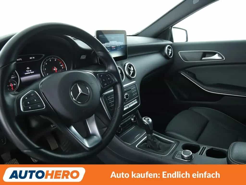 Mercedes-Benz A 180 A-Klasse A 180 BlueEfficiency Style*NAVI*PDC*SHZ 06/2016-photo-10